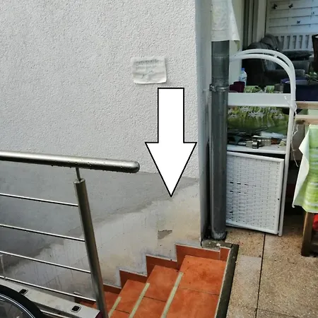 2 Zi Souterrain In Schierstein * Wiesbaden